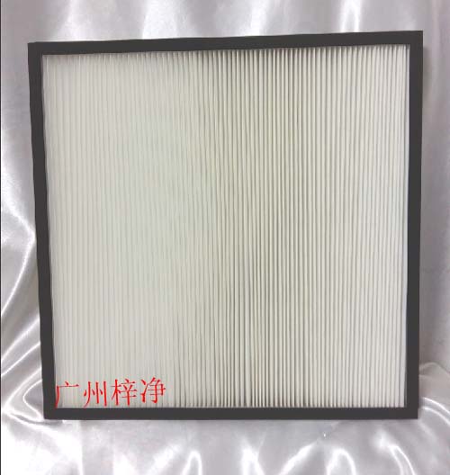 板式中效過濾器設計特點：風量大、阻力小、結構堅固、可重復清潔使用。
