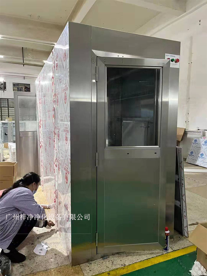 風淋室可能會遇到各種問題，影響風淋室正常運作和潔凈室的整體環境。